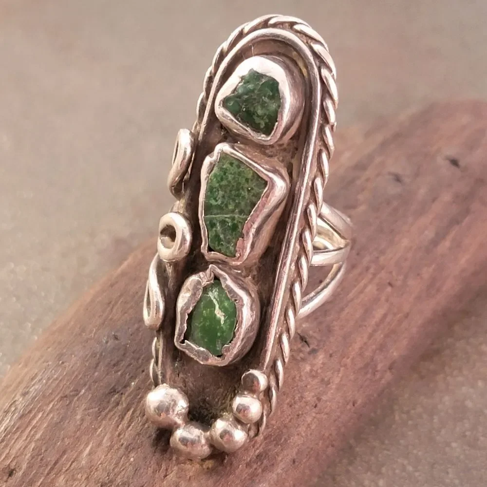Old Pawn Navajo Organic Three Green Freeform Shaped Bezel Set Turquoise Ring B…
